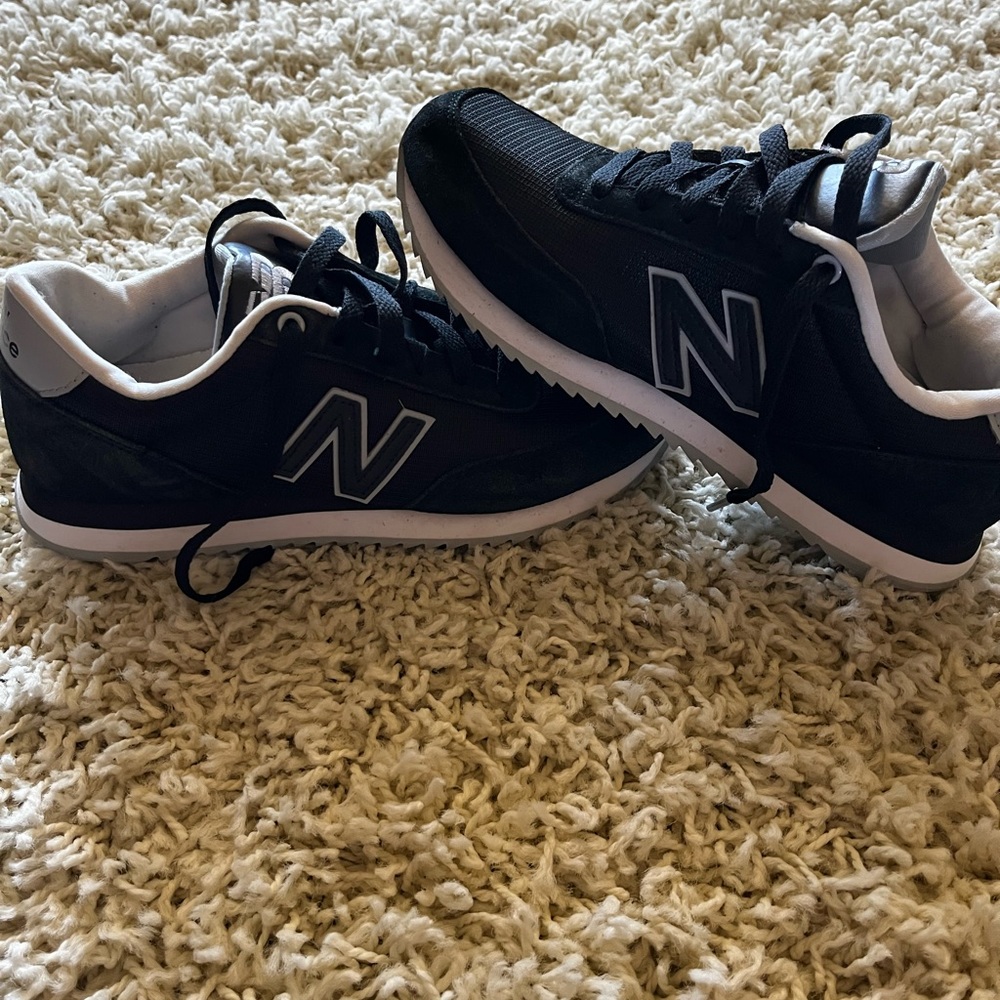 Women’s New Balance size 8 shoes